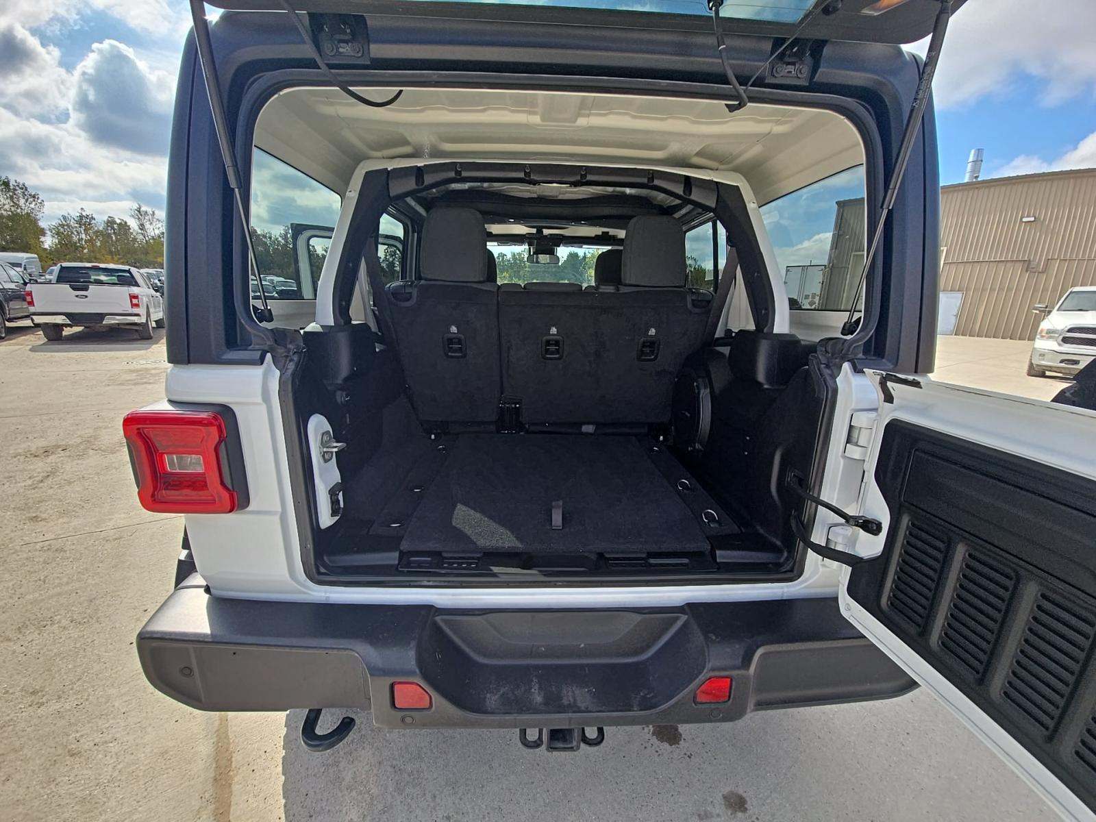 2024 Jeep Wrangler Willys AWD