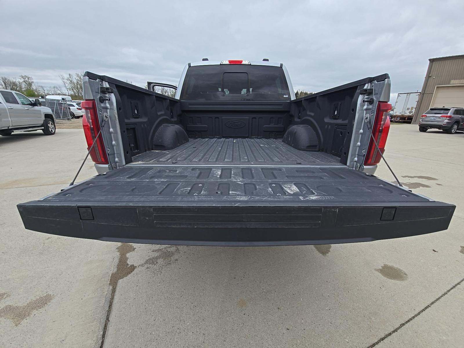 2024 Ford F-150 XLT AWD