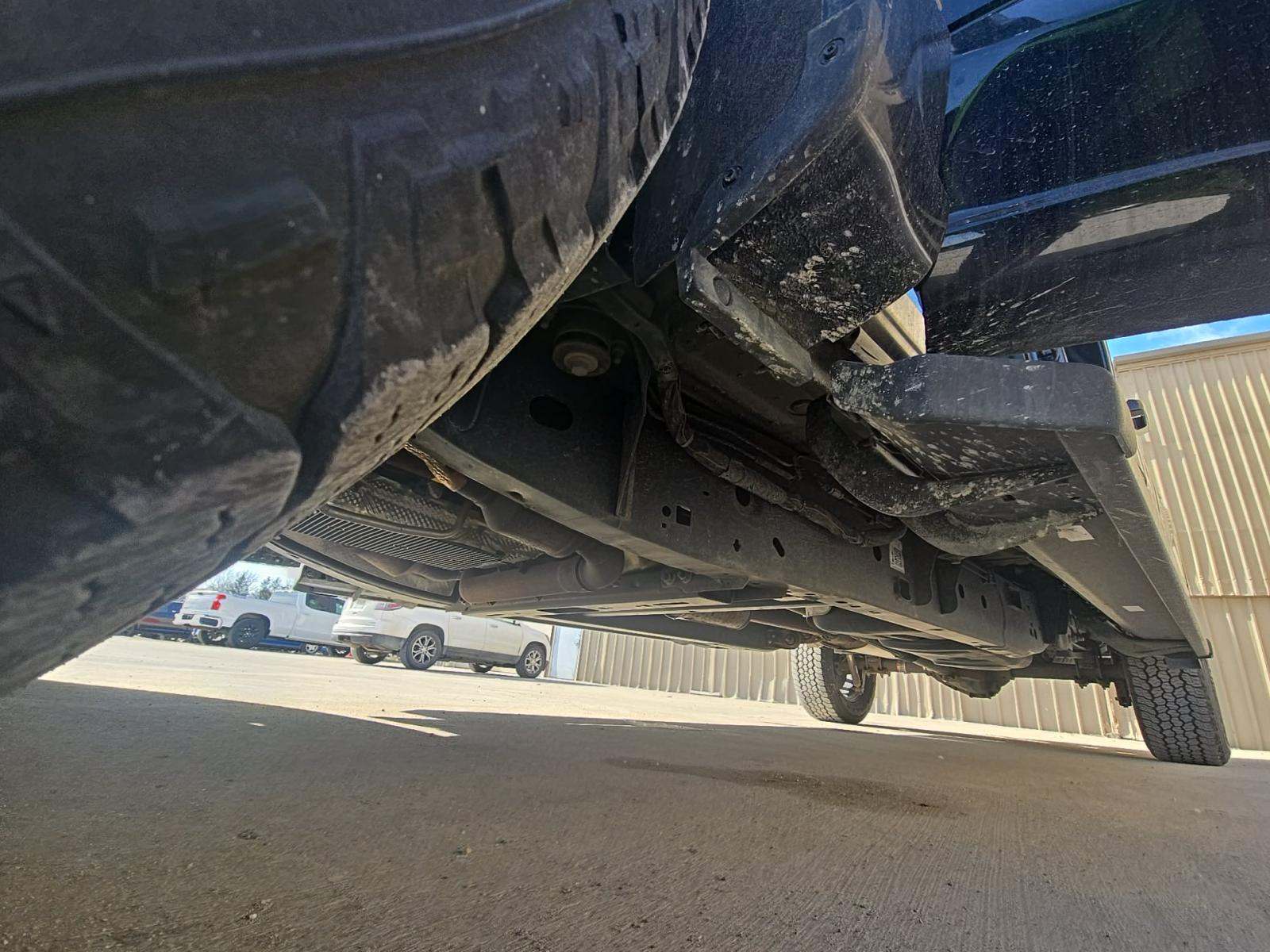 2023 Ford F-150 Lariat AWD