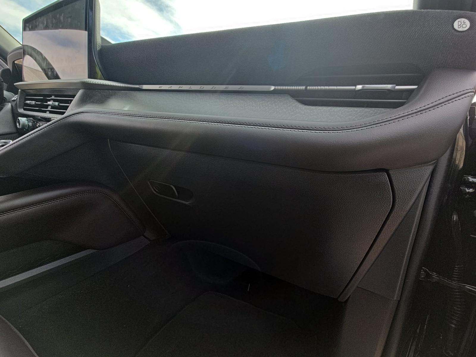 2025 Ford Explorer Platinum AWD