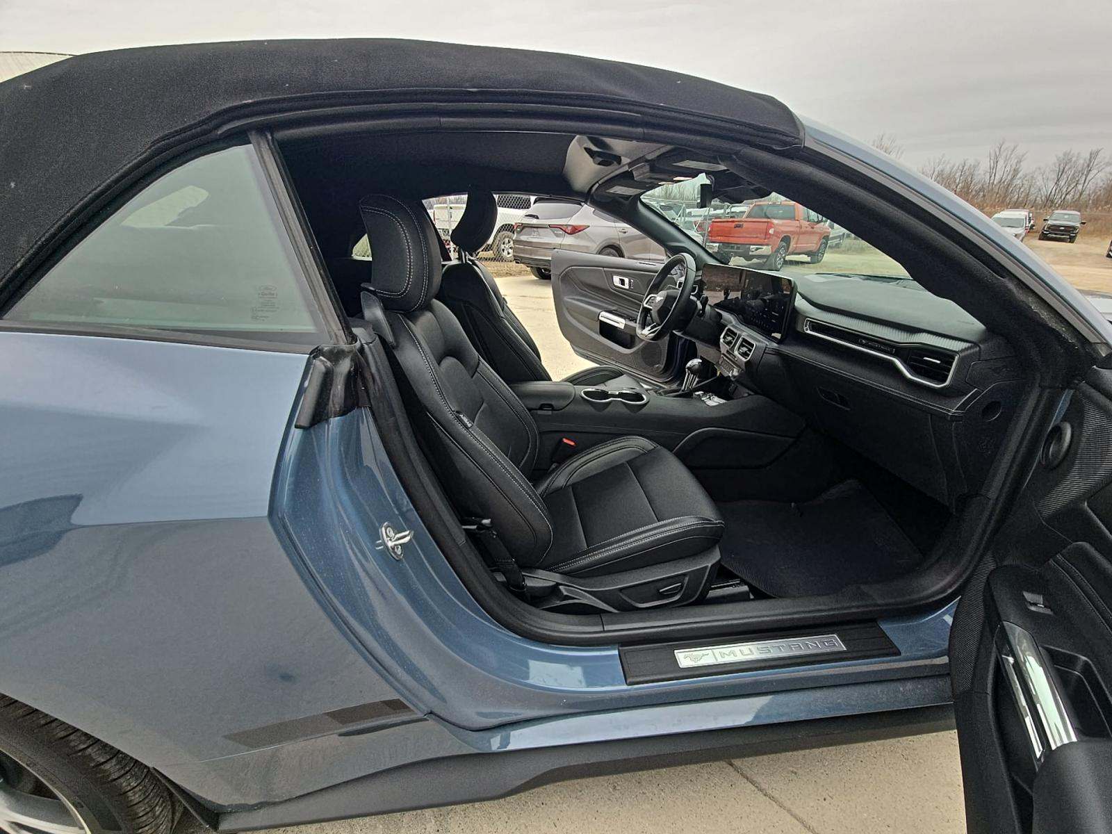 2025 Ford Mustang EcoBoost Premium RWD