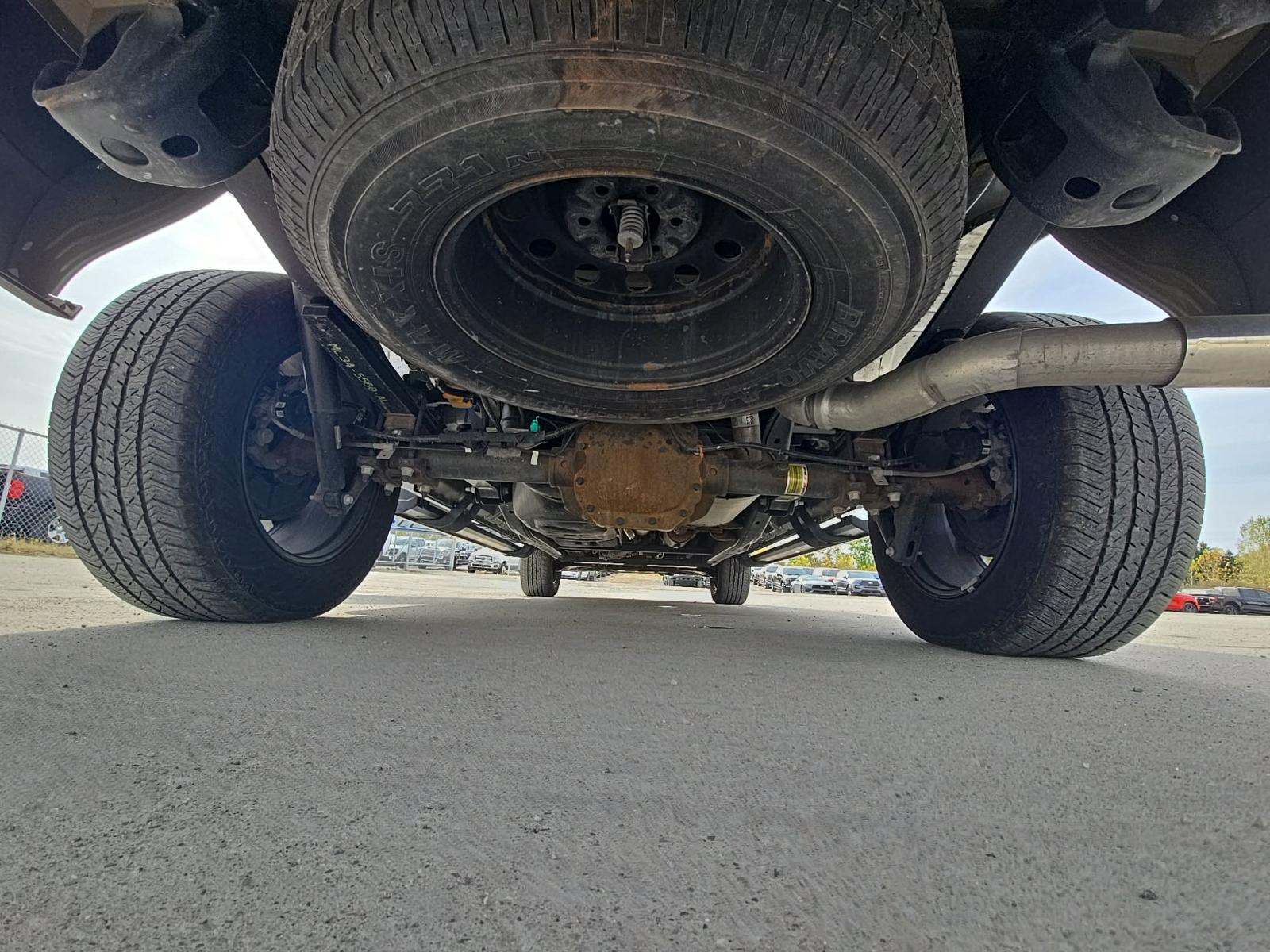 2023 Ford F-150 Lariat AWD