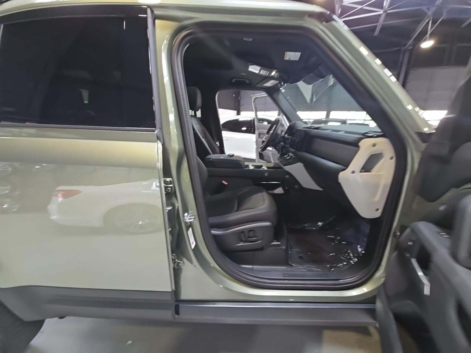 2025 Land Rover Defender 110 S AWD