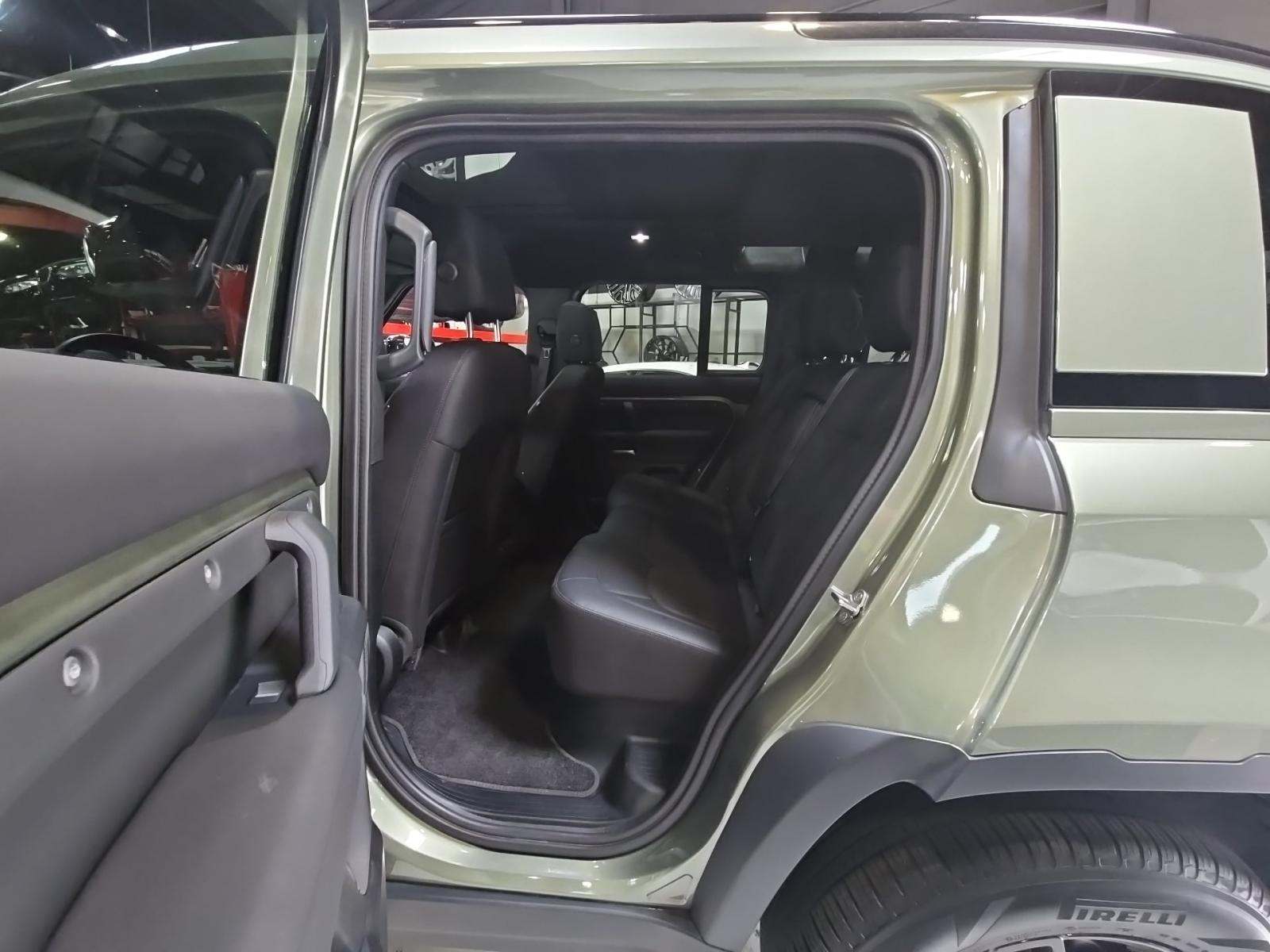 2025 Land Rover Defender 110 S AWD