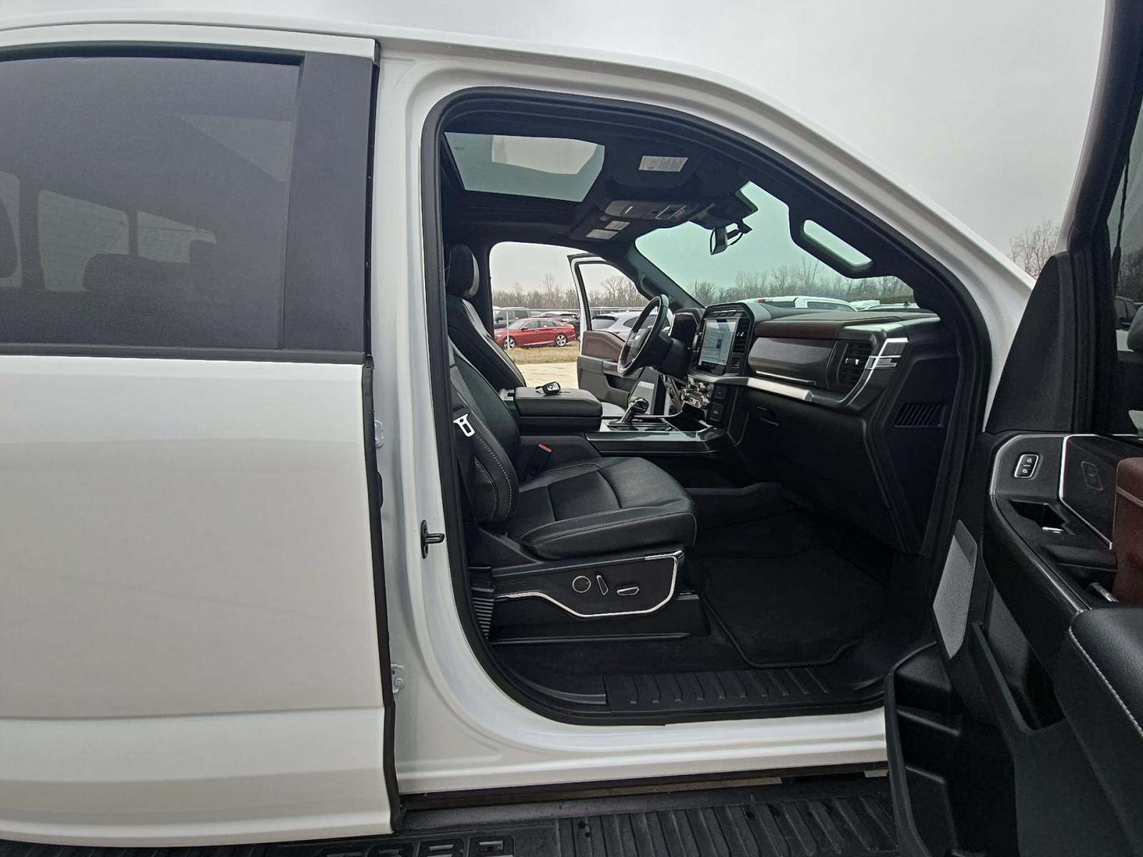 2023 Ford F-150 Lariat AWD