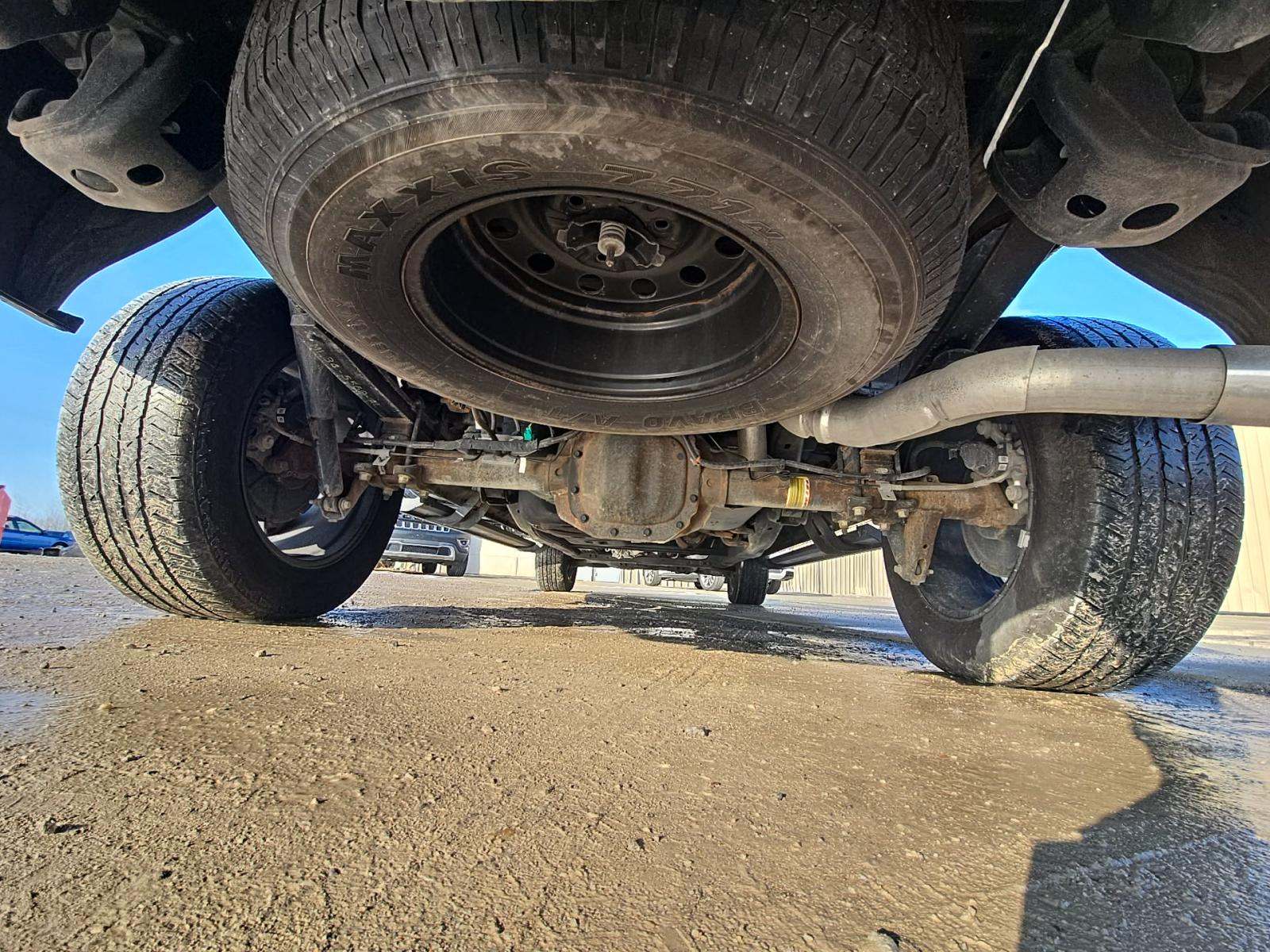 2023 Ford F-150 Lariat AWD