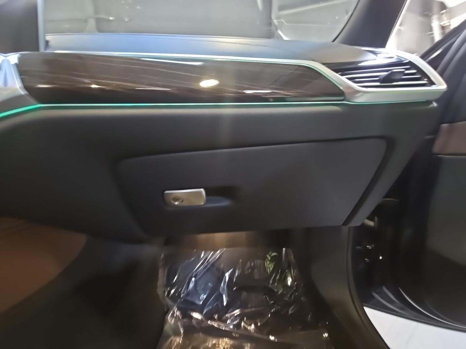 2020 BMW X6 xDrive40i AWD