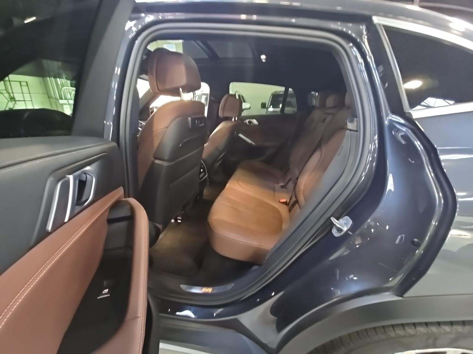 2020 BMW X6 xDrive40i AWD