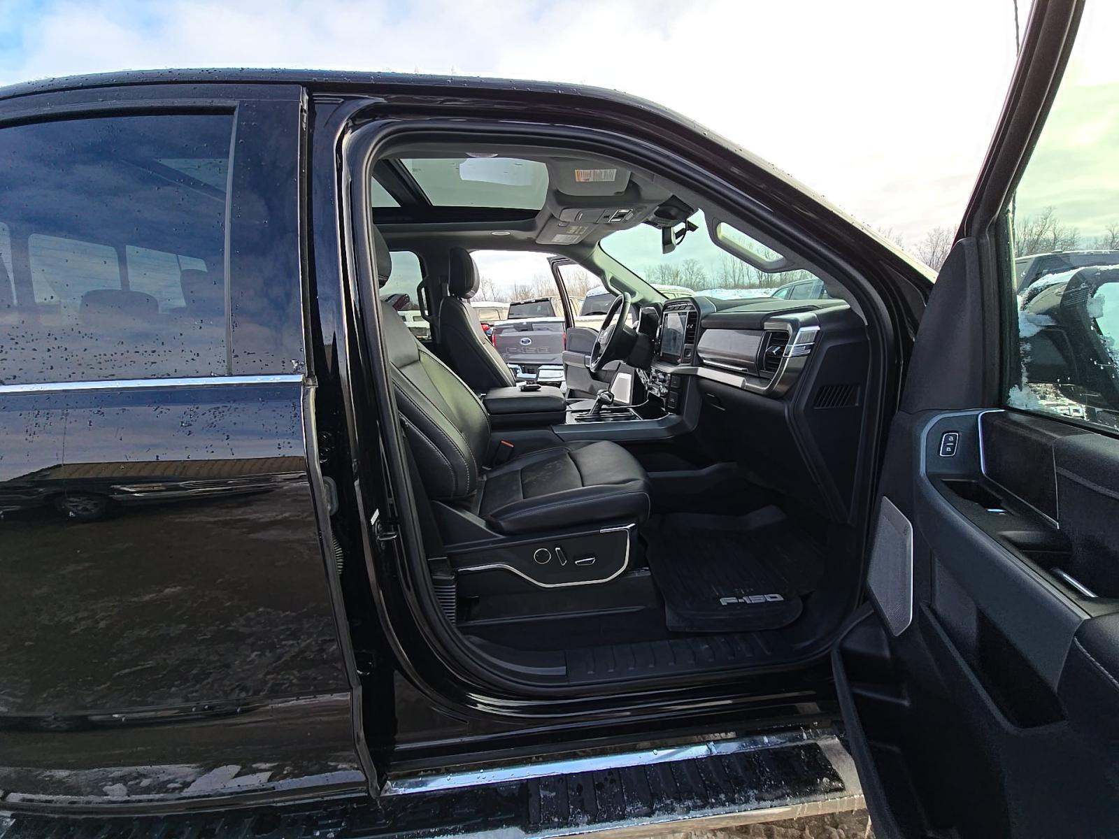 2023 Ford F-150 Lariat AWD