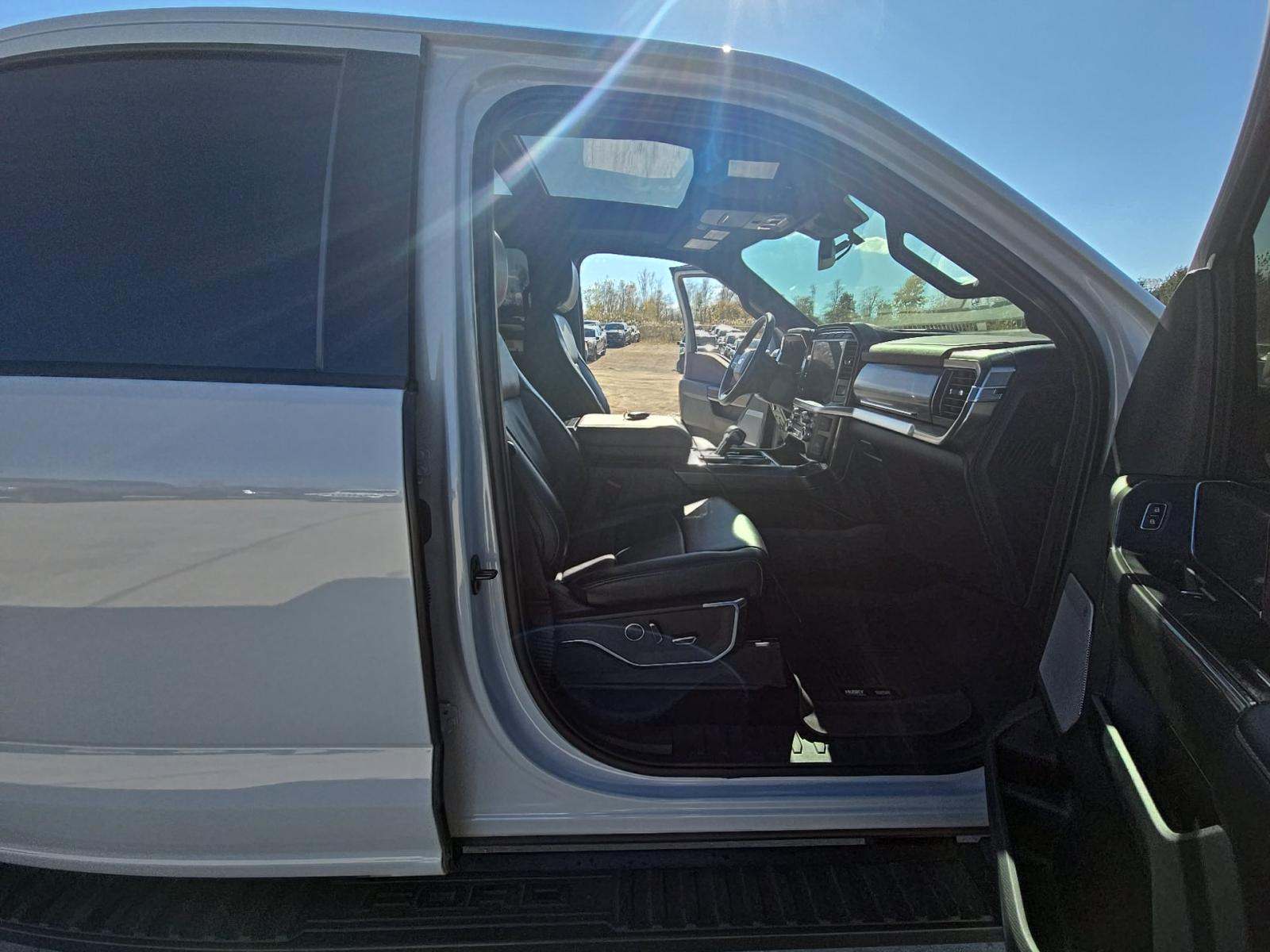 2023 Ford F-150 Lariat AWD