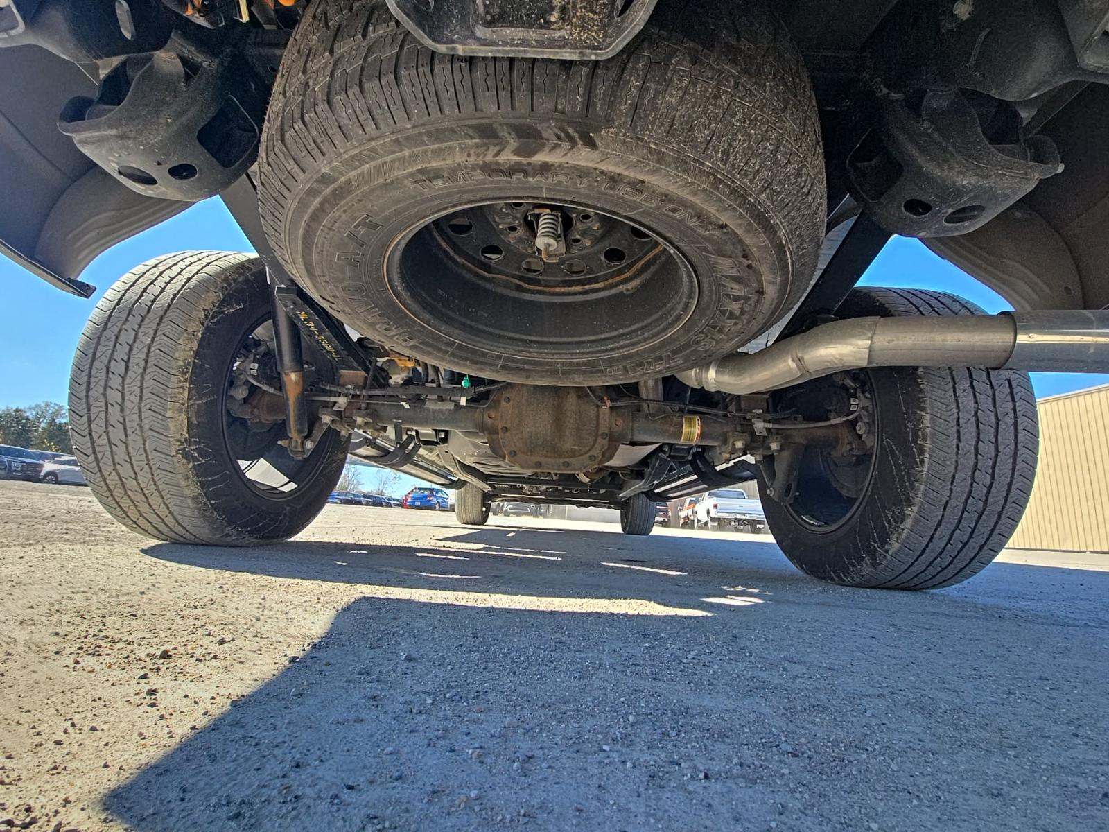 2023 Ford F-150 Lariat AWD