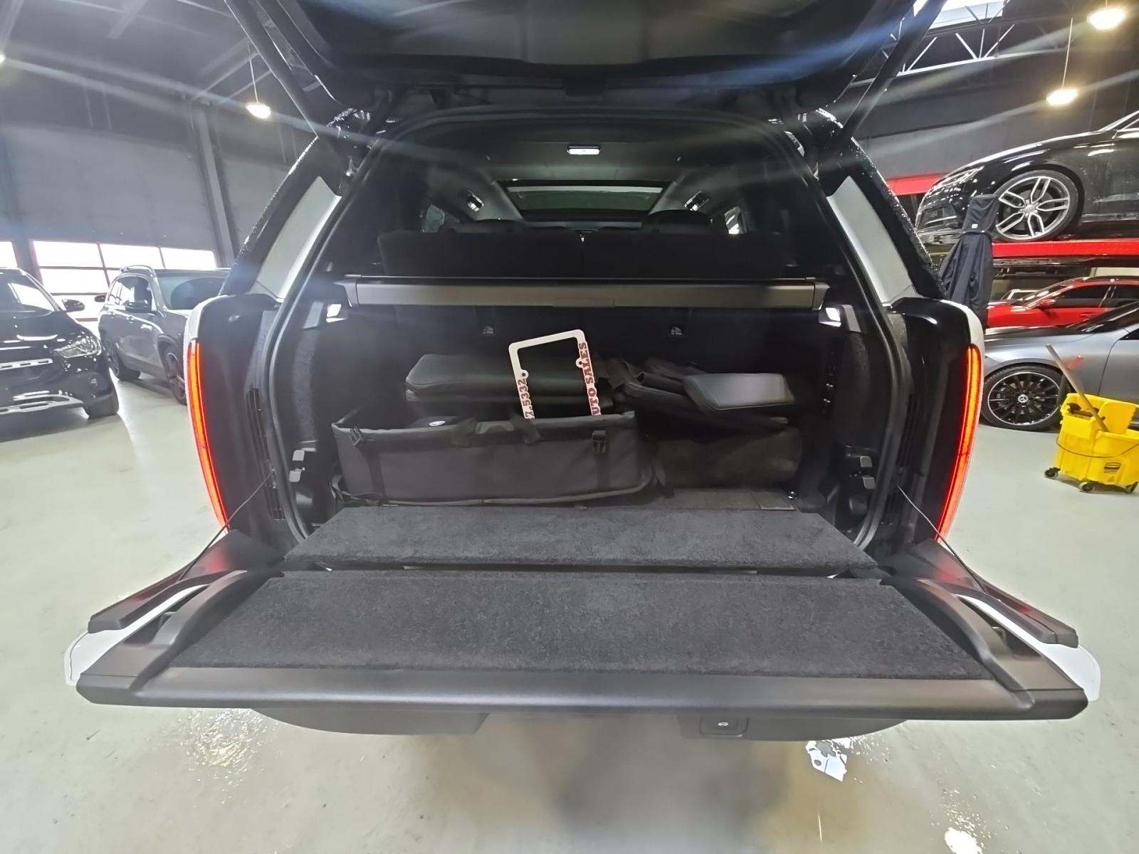 2024 Land Rover Range Rover Autobiography LWB AWD