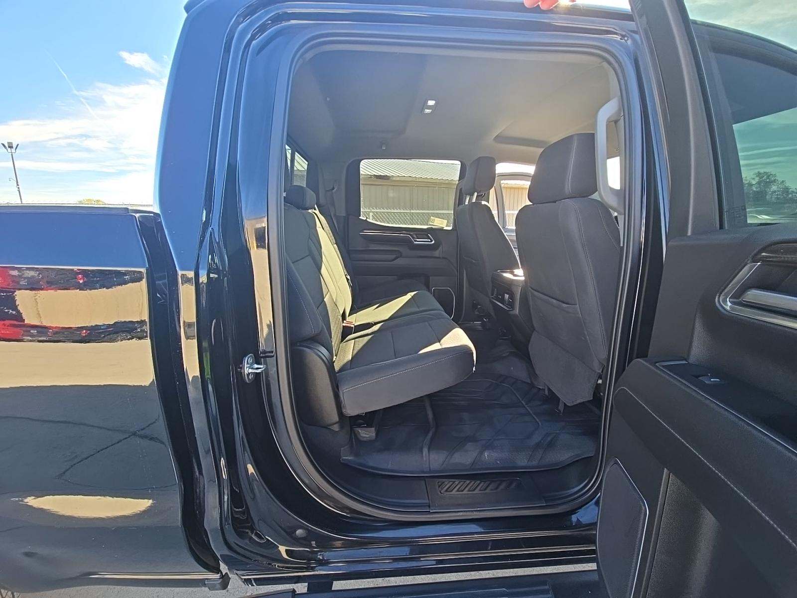 2023 Chevrolet Silverado 1500 RST AWD