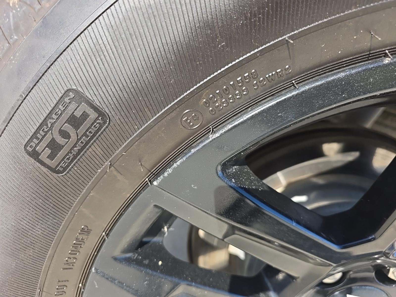 2023 Chevrolet Silverado 1500 RST AWD