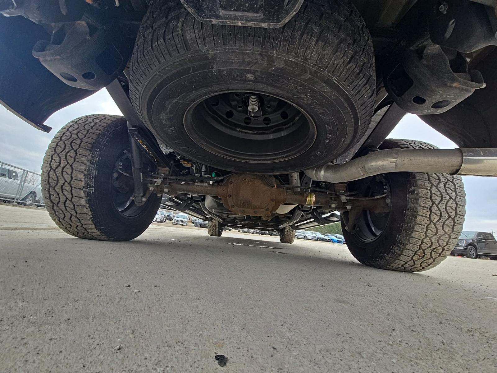 2023 Ford F-150 Lariat AWD