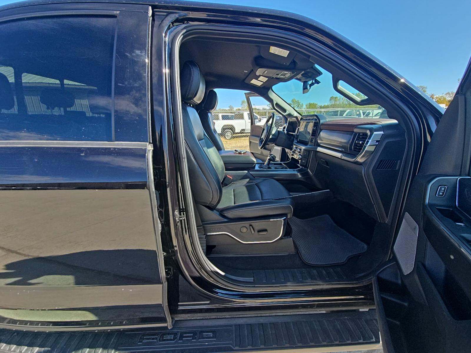 2023 Ford F-150 Lariat AWD