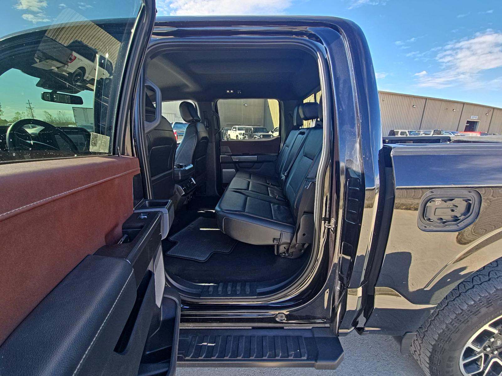 2023 Ford F-150 Lariat AWD