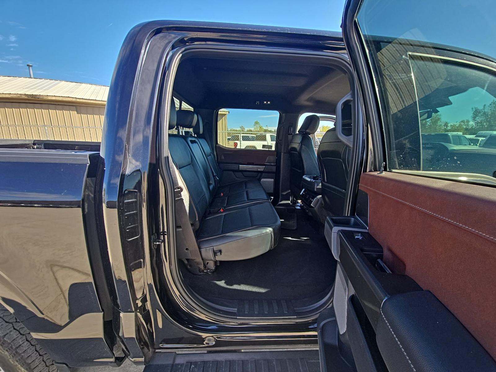 2023 Ford F-150 Lariat AWD