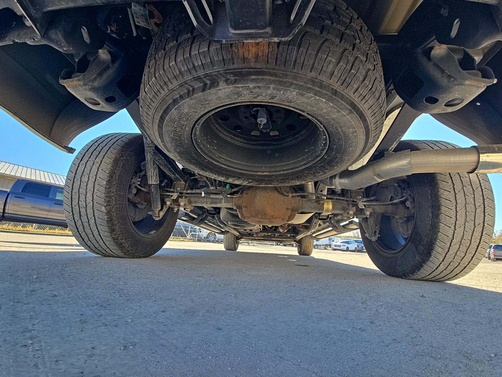 2023 Ford F-150 Lariat AWD