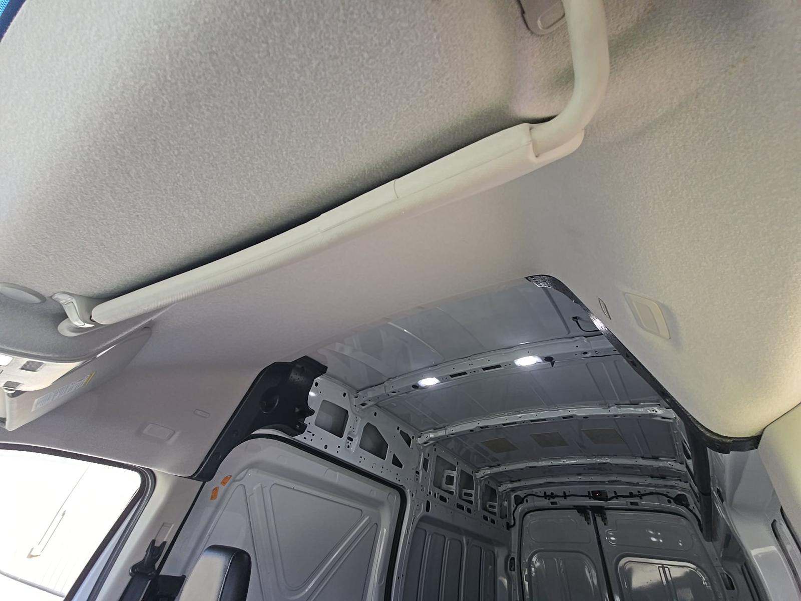 FORD TRANSIT 250 - 7