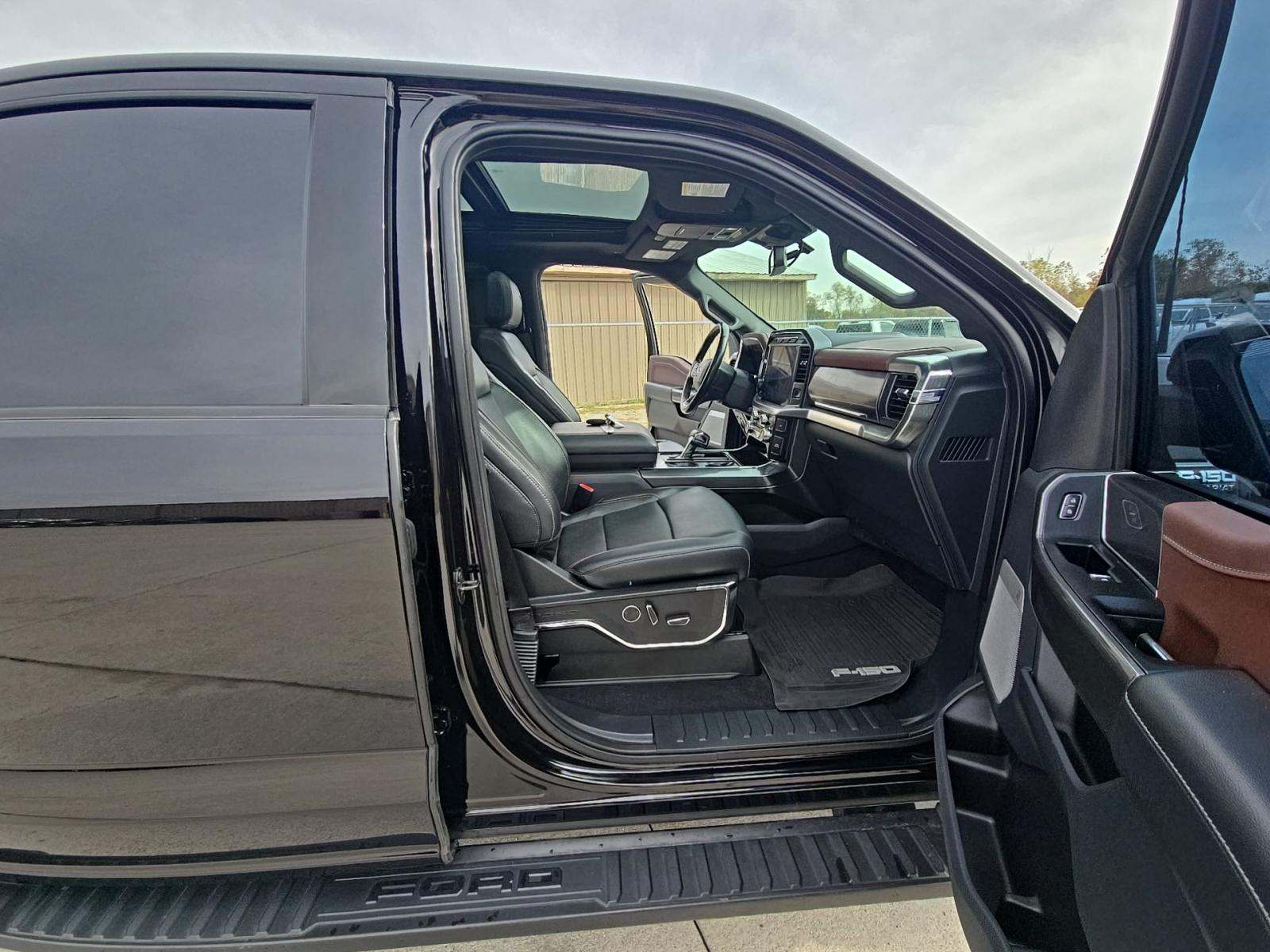 2023 Ford F-150 Lariat AWD