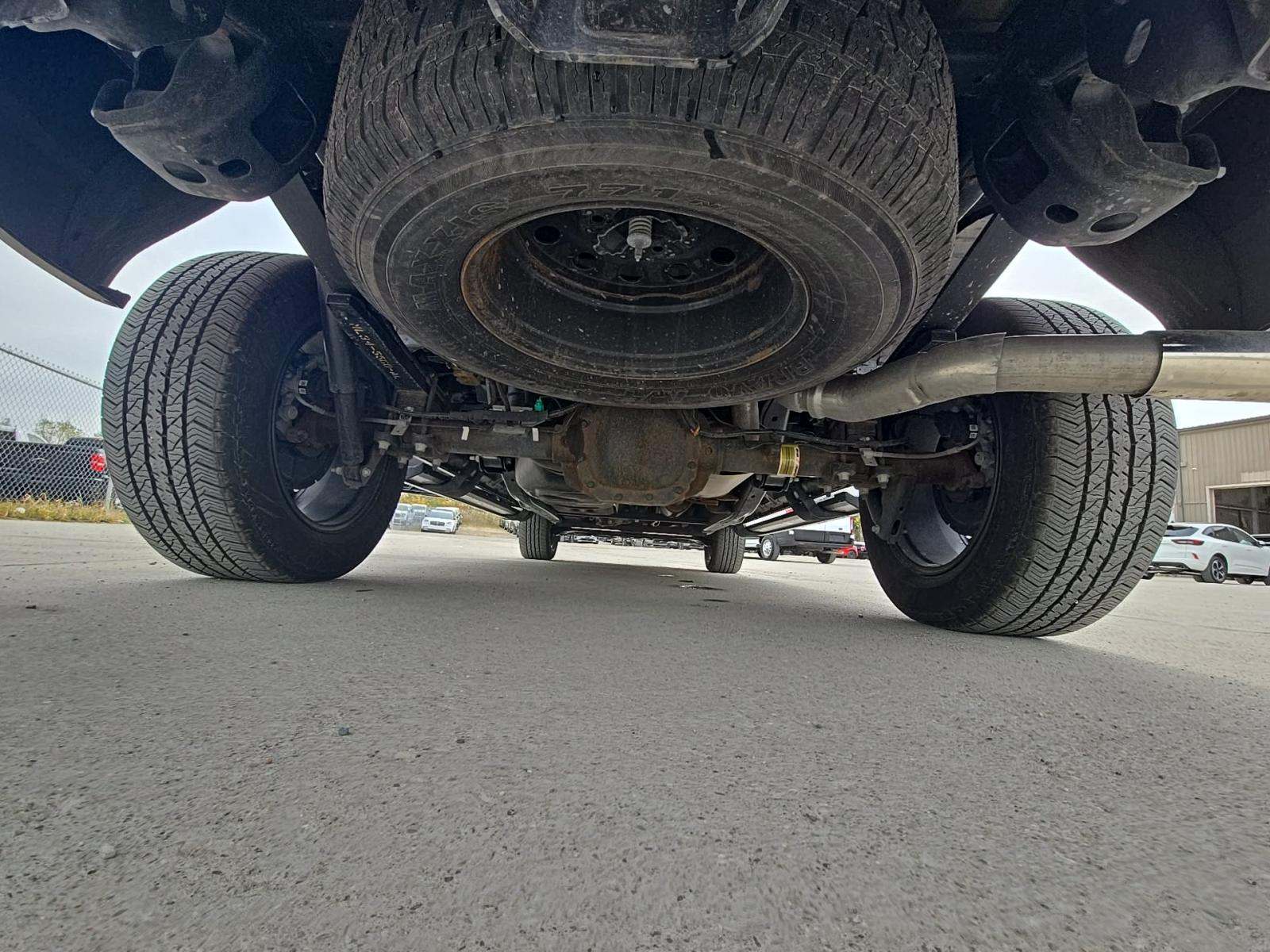 2023 Ford F-150 Lariat AWD