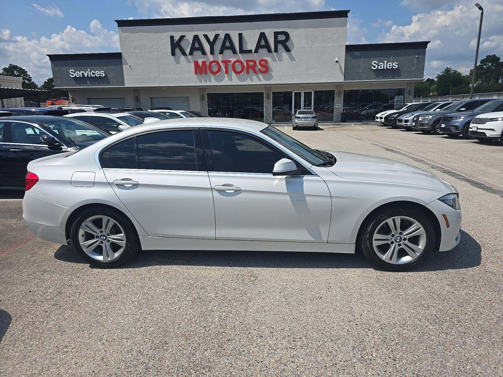 2017 BMW 3 Series 330i RWD