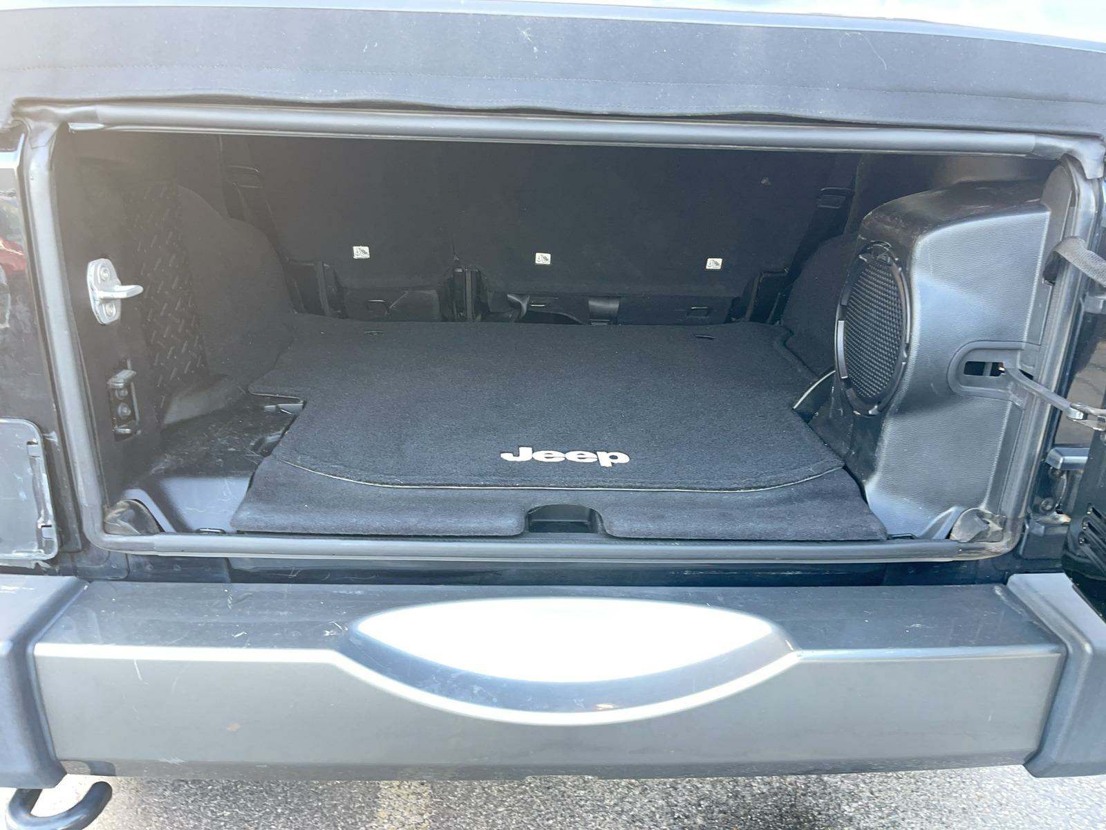 2013 Jeep Wrangler Freedom Edition AWD