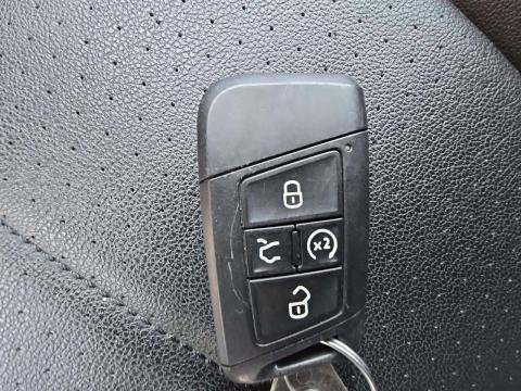 2022 Volkswagen Tiguan 2.0T SE FWD