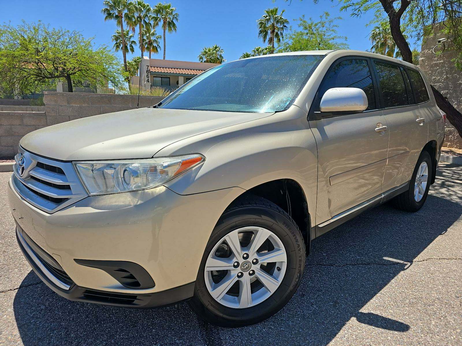 2012 Toyota Highlander Base FWD