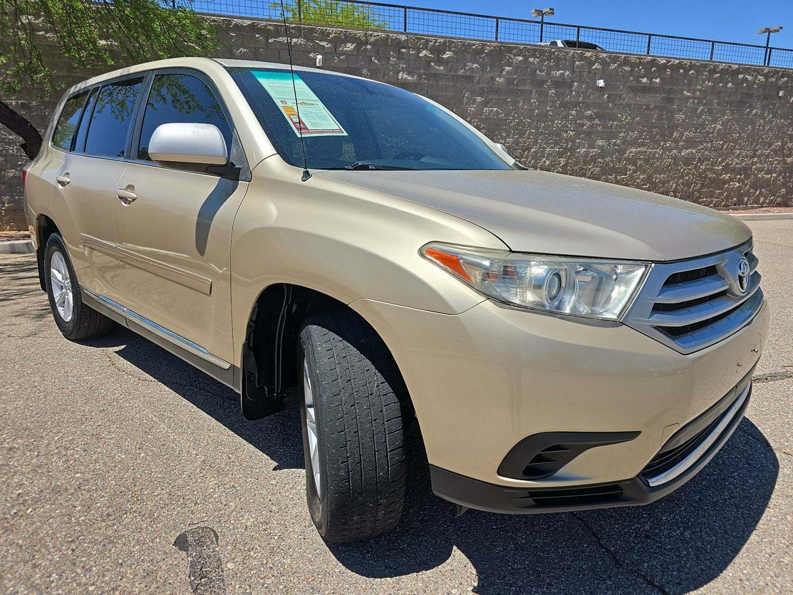 2012 Toyota Highlander Base FWD