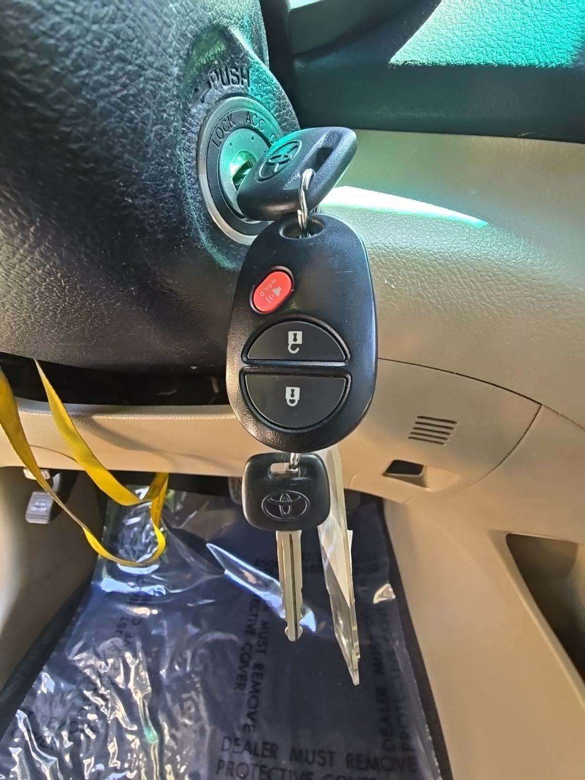 2012 Toyota Highlander Base FWD