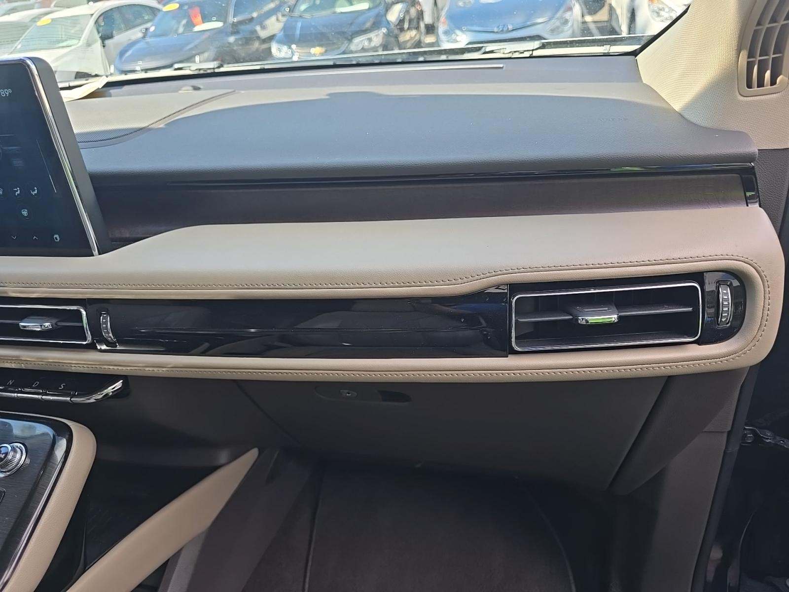 2022 Lincoln Nautilus Reserve AWD