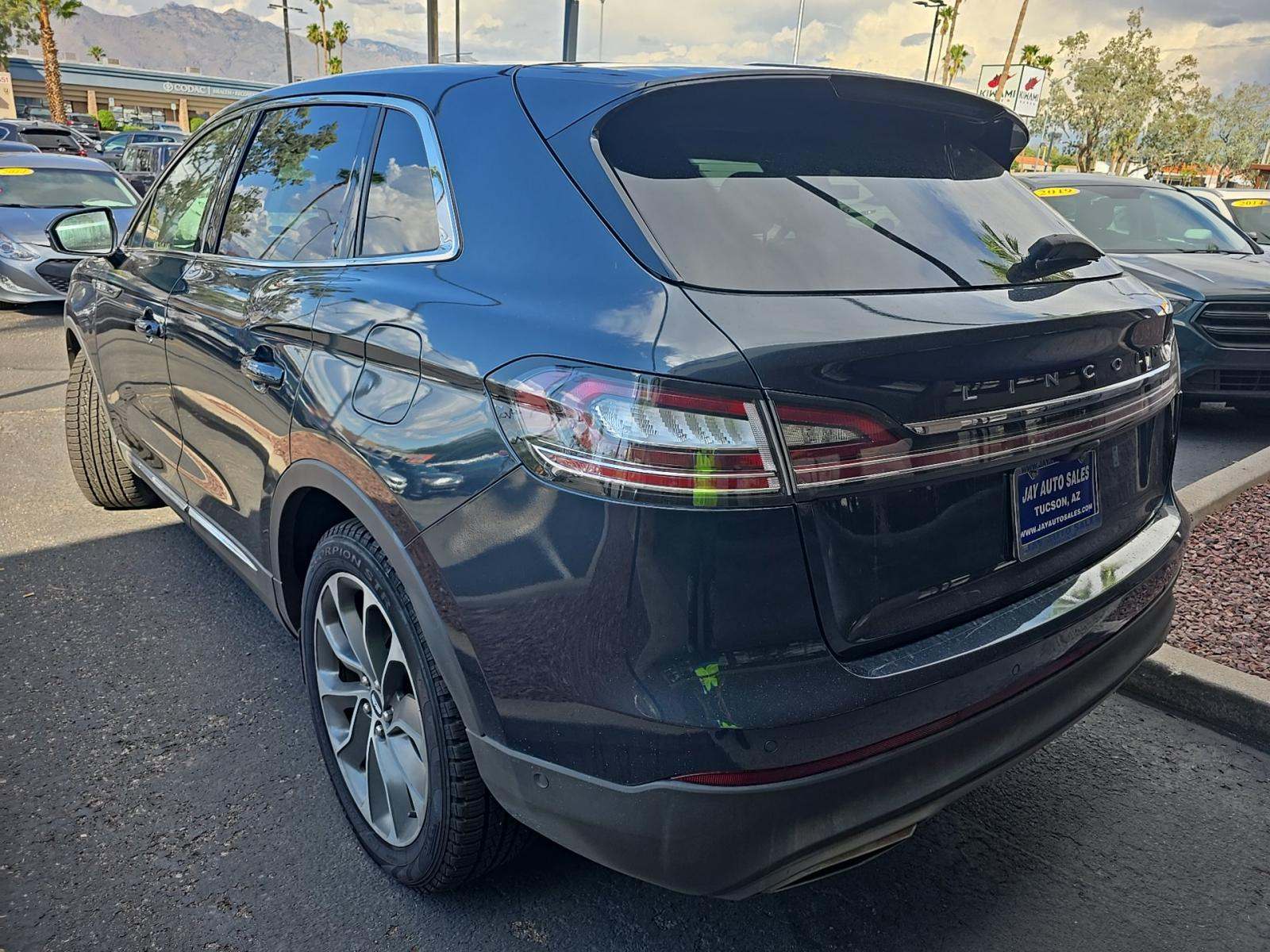 2022 Lincoln Nautilus Reserve AWD