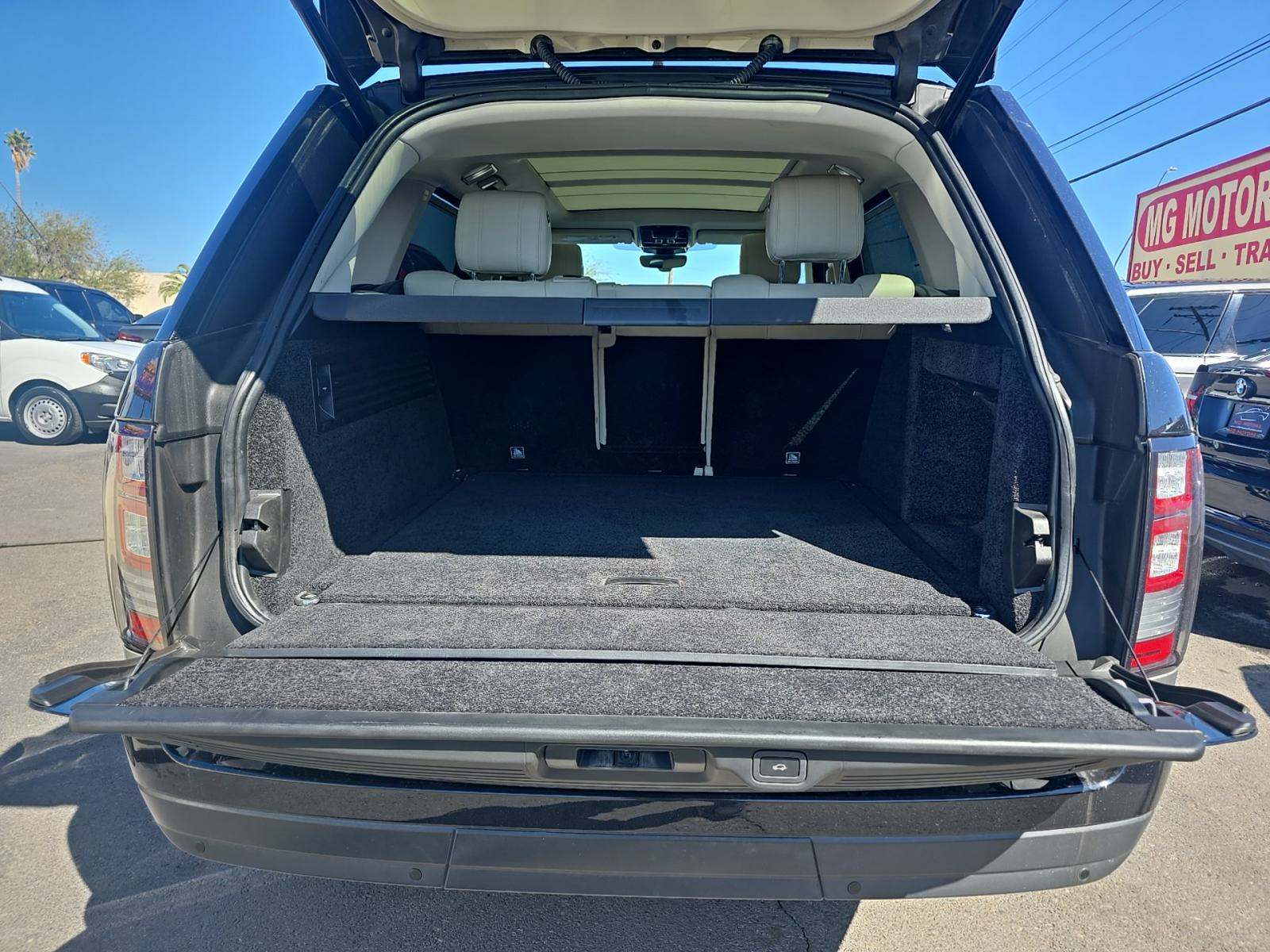 2017 Land Rover Range Rover Supercharged LWB AWD