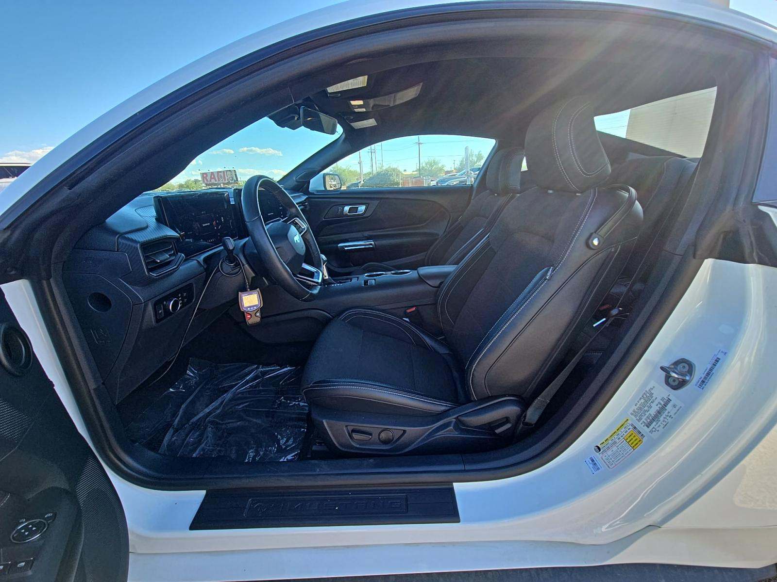 2024 Ford Mustang EcoBoost RWD