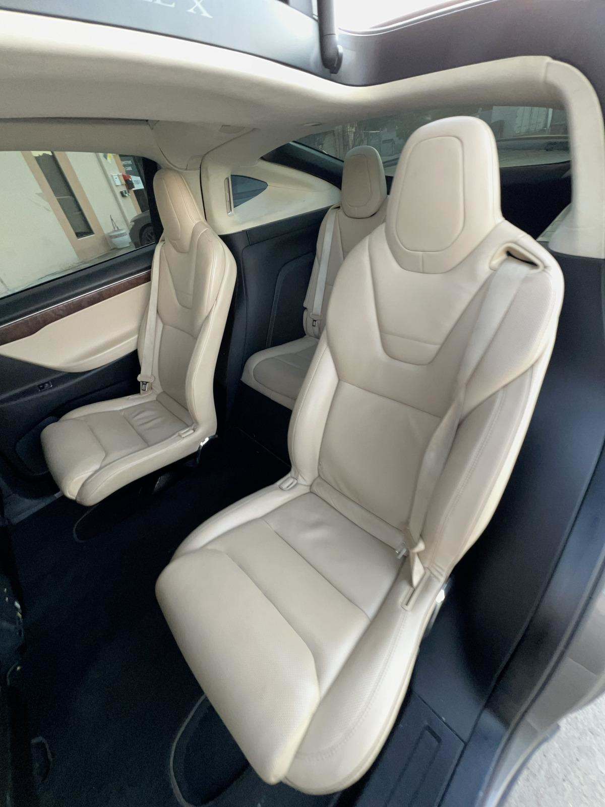 2016 Tesla Model X 90D AWD