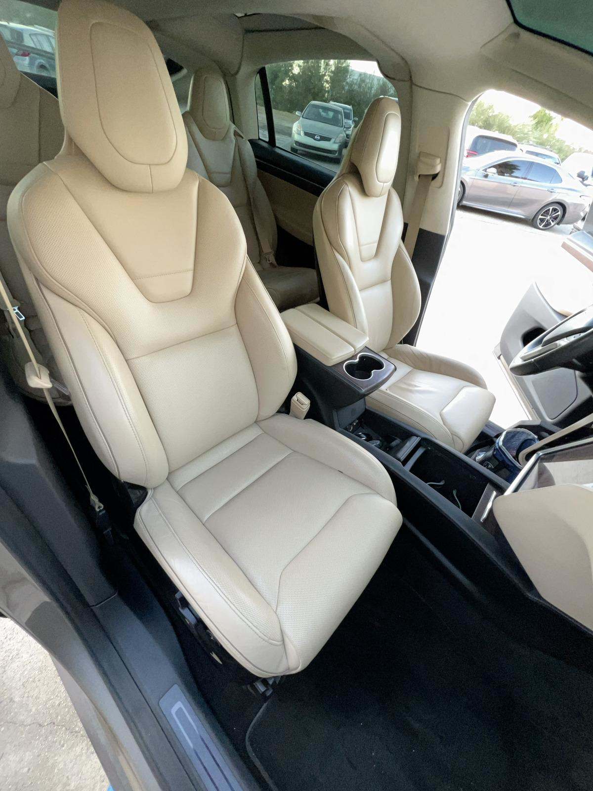 2016 Tesla Model X 90D AWD