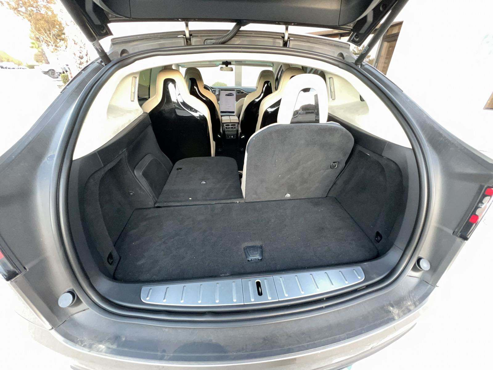 2016 Tesla Model X 90D AWD