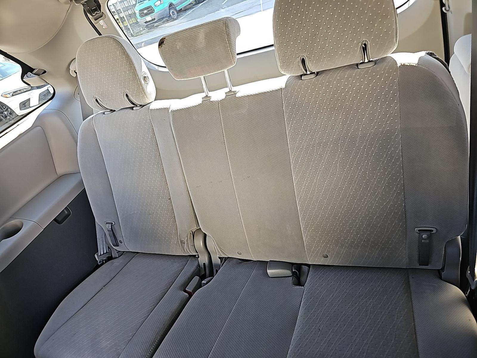 2018 Toyota Sienna LE FWD