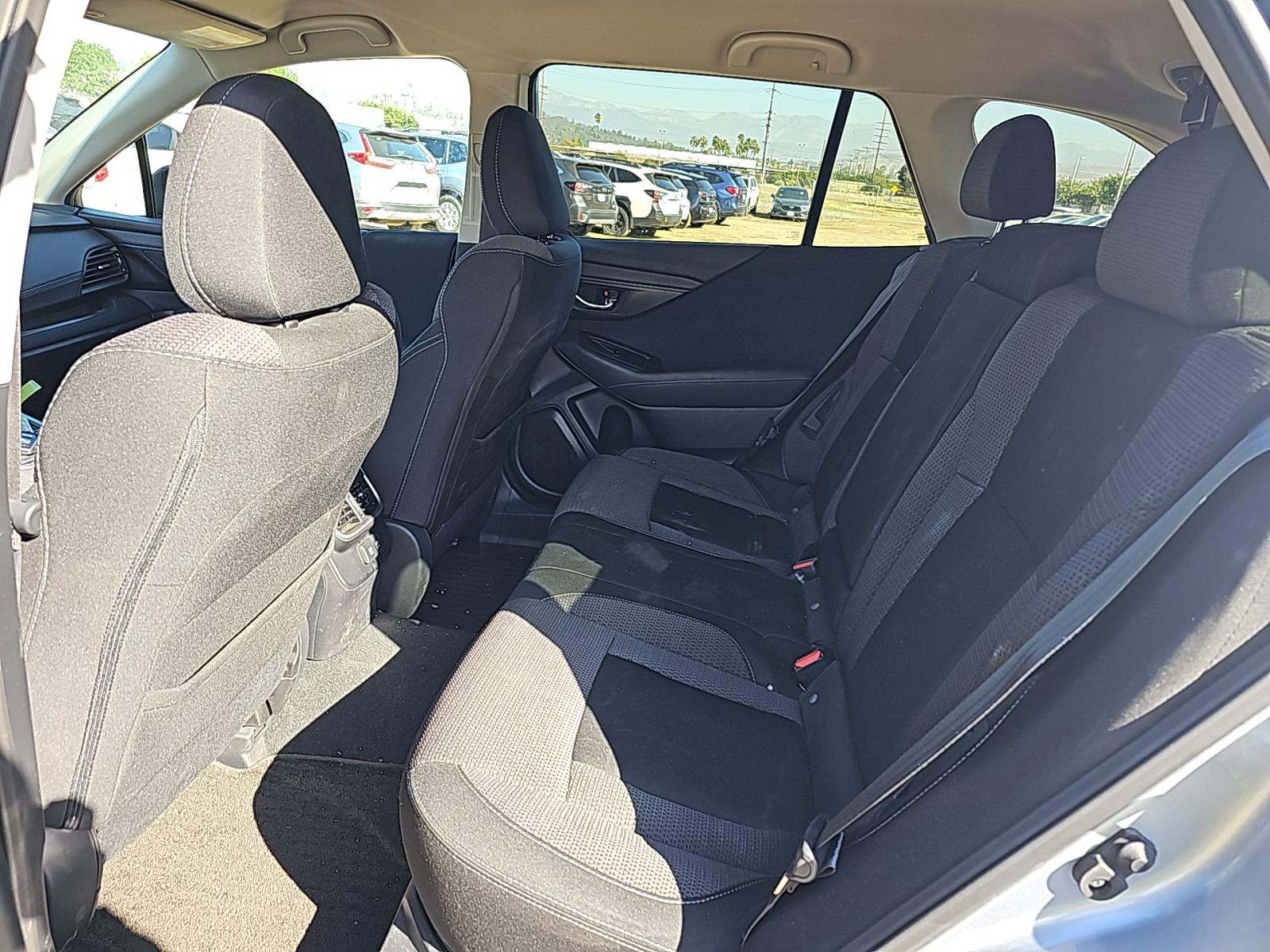 2022 Subaru Outback Premium AWD