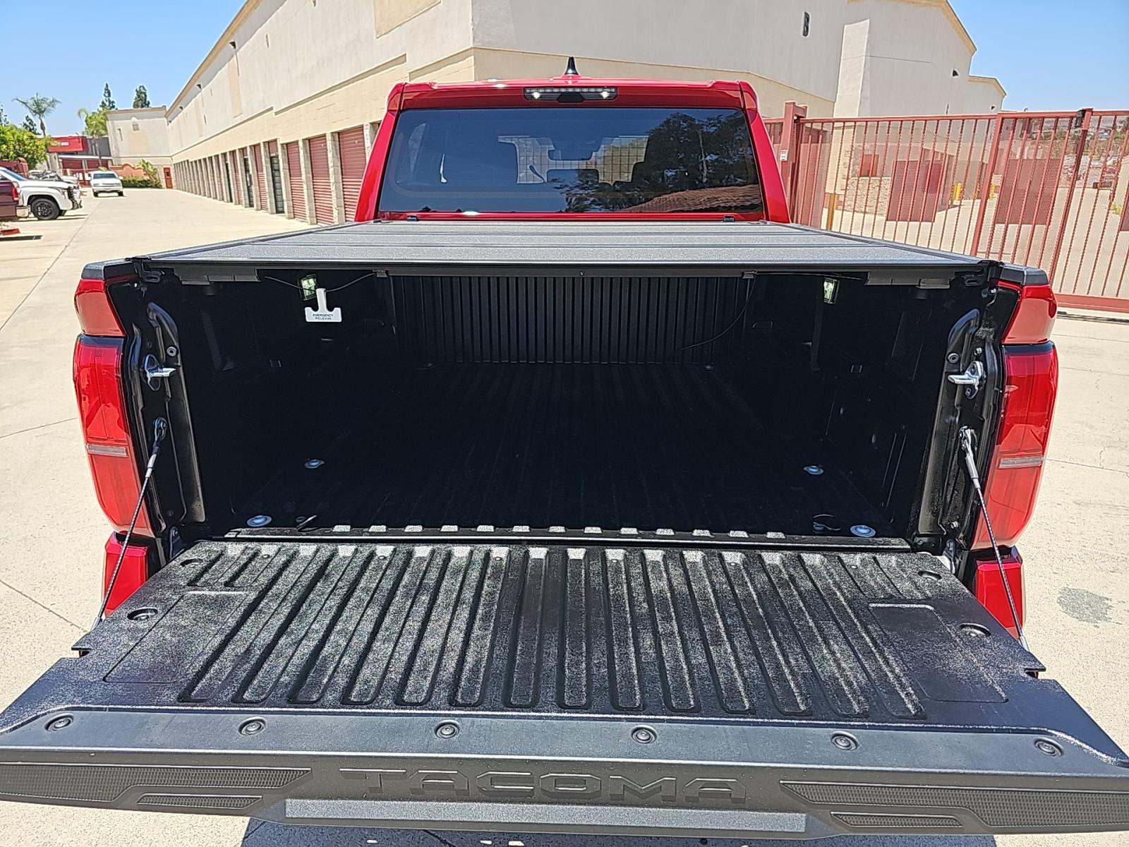 2025 Toyota Tacoma Hybrid TRD Off-Road AWD
