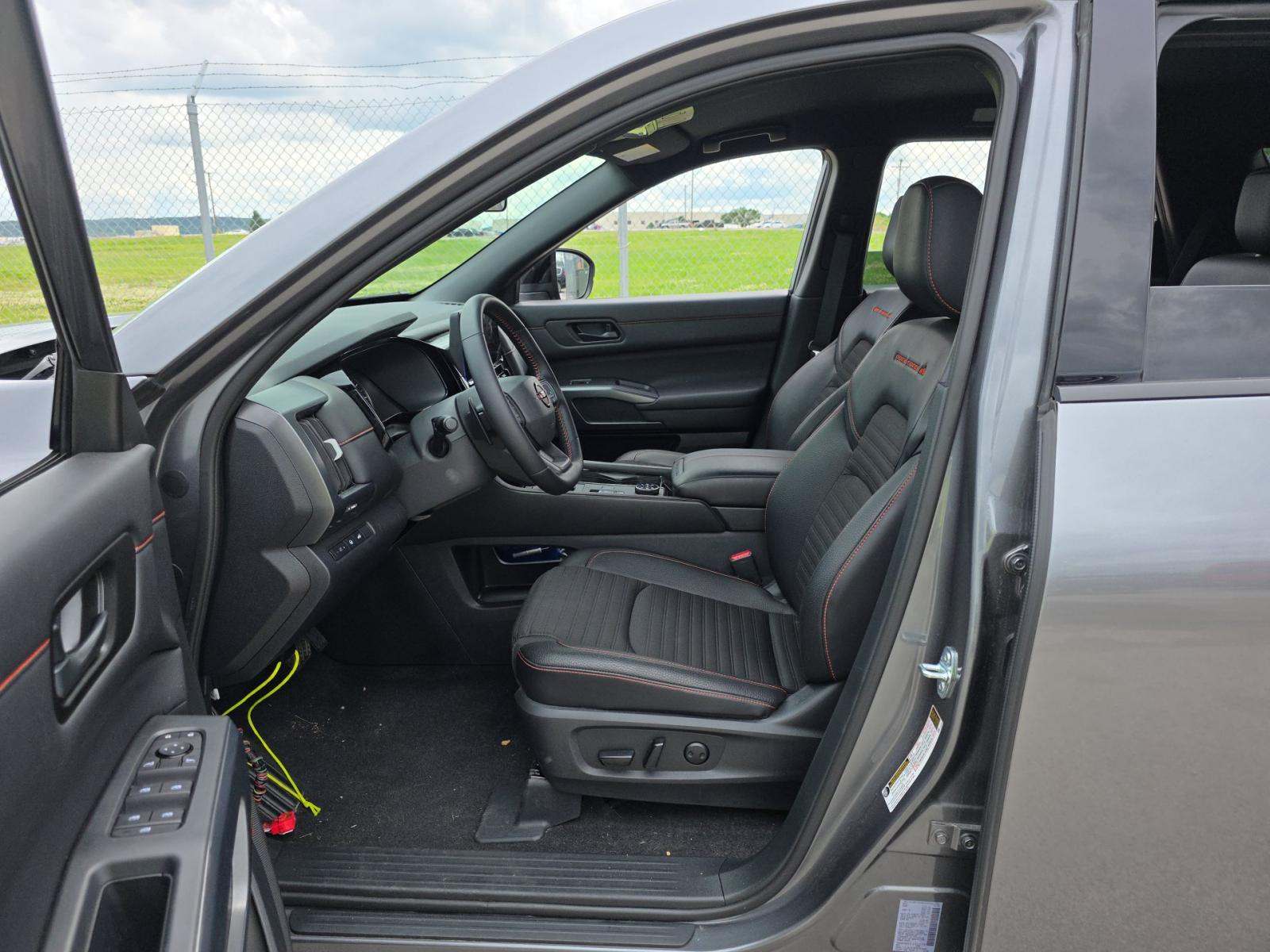 2026 Nissan Pathfinder Rock Creek AWD