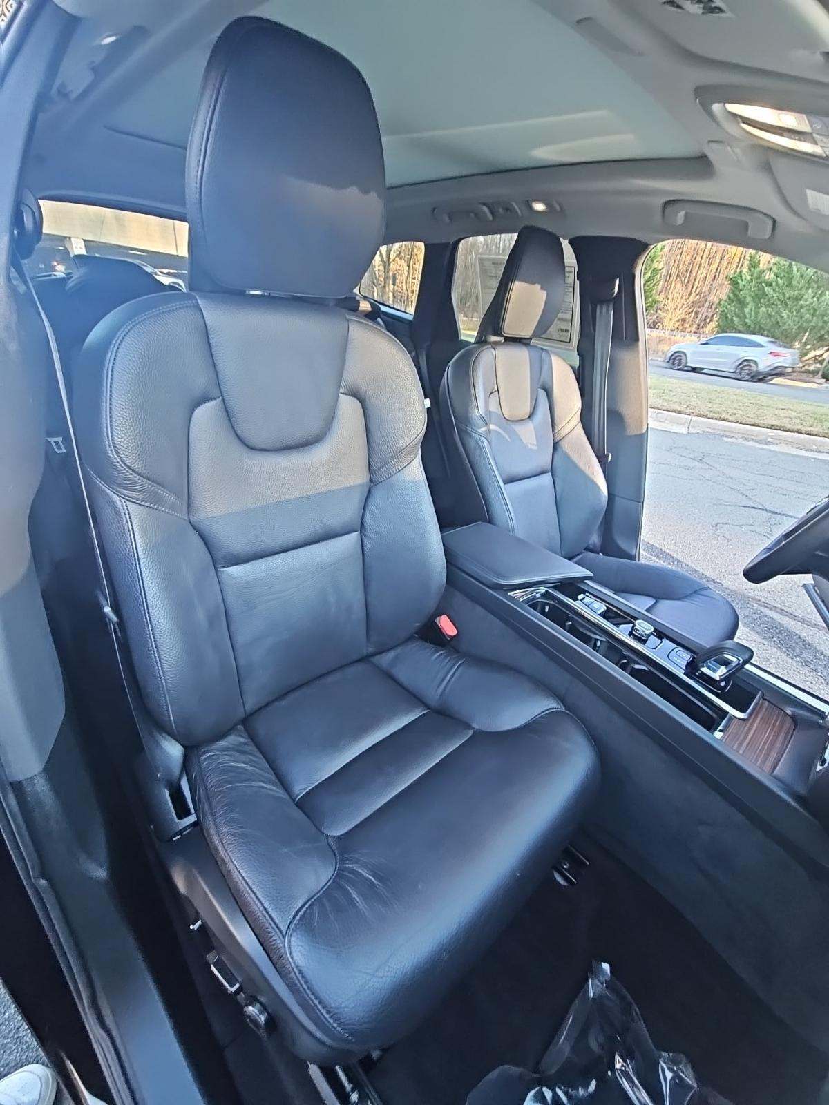 2024 Volvo XC60 Recharge T8 Plus AWD