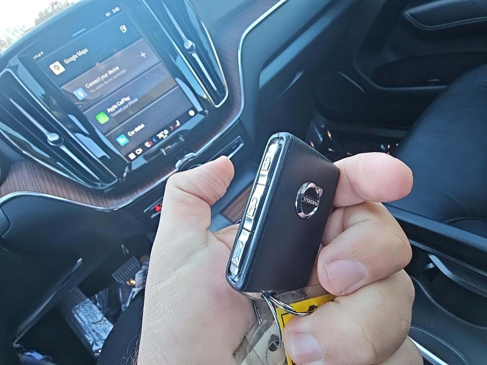 2024 Volvo XC60 Recharge T8 Plus AWD