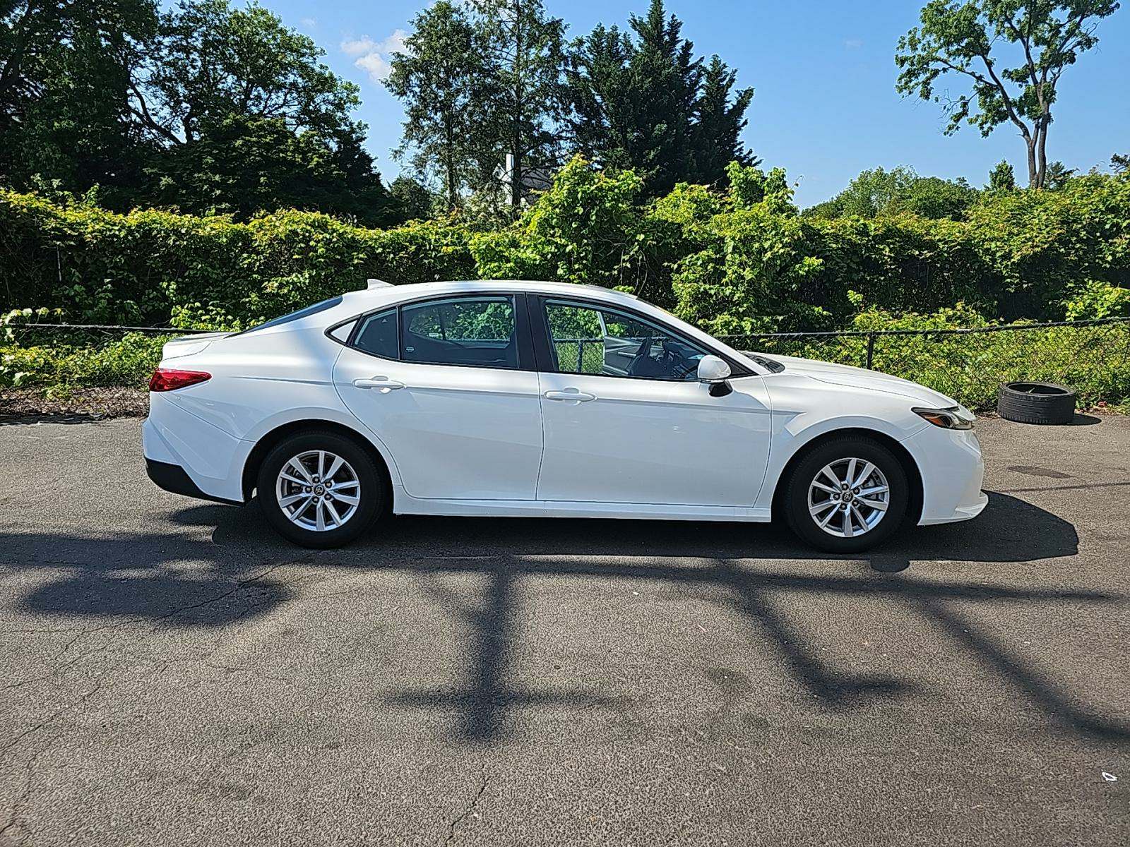 2025 Toyota Camry LE FWD