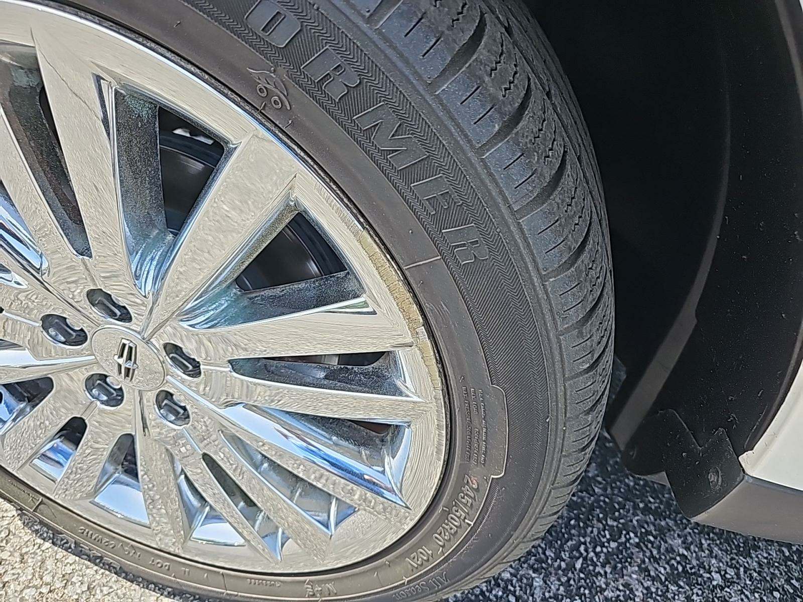 2013 Lincoln MKX Base FWD