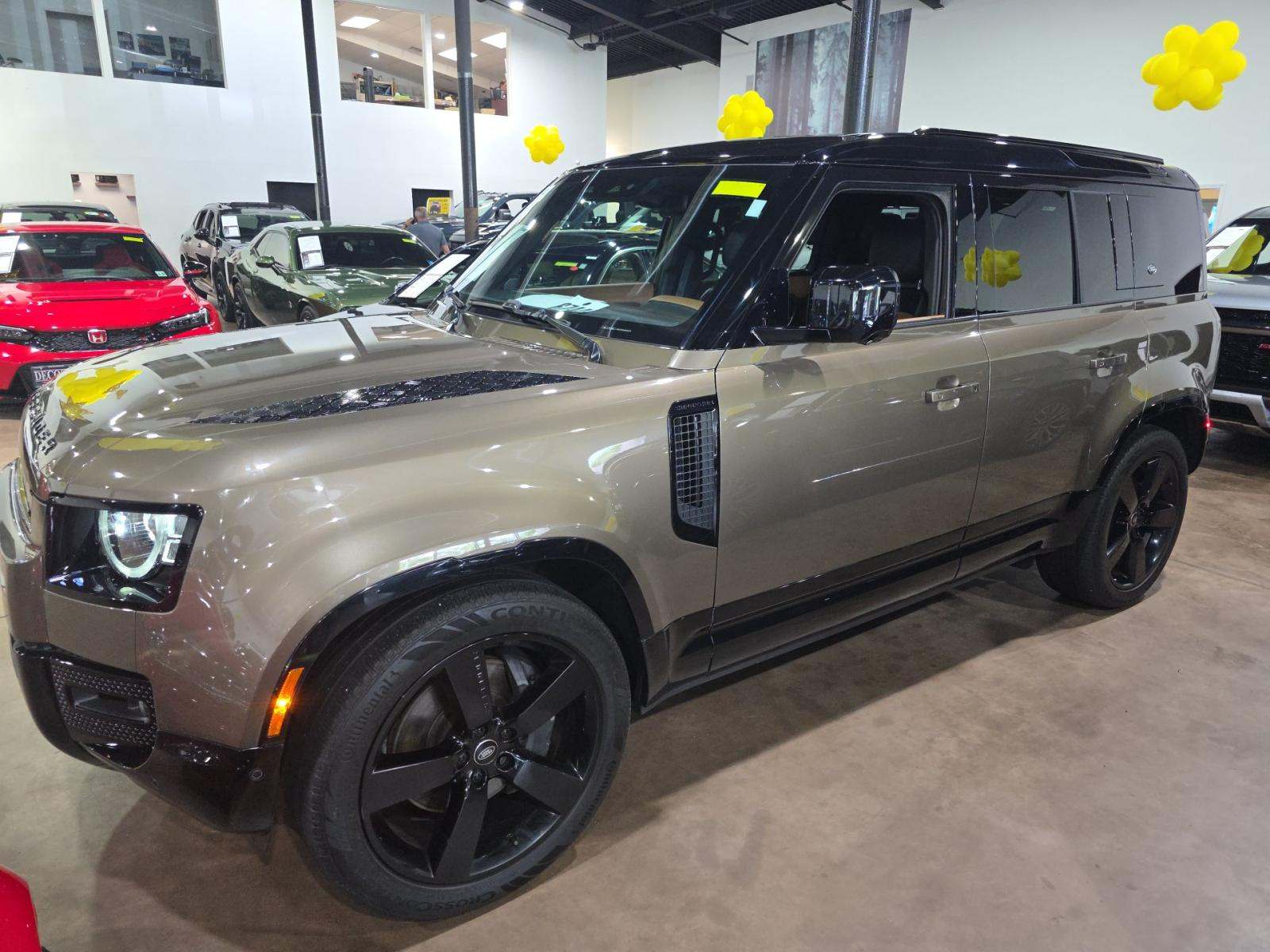 2024 Land Rover Defender 110 X-Dynamic SE AWD