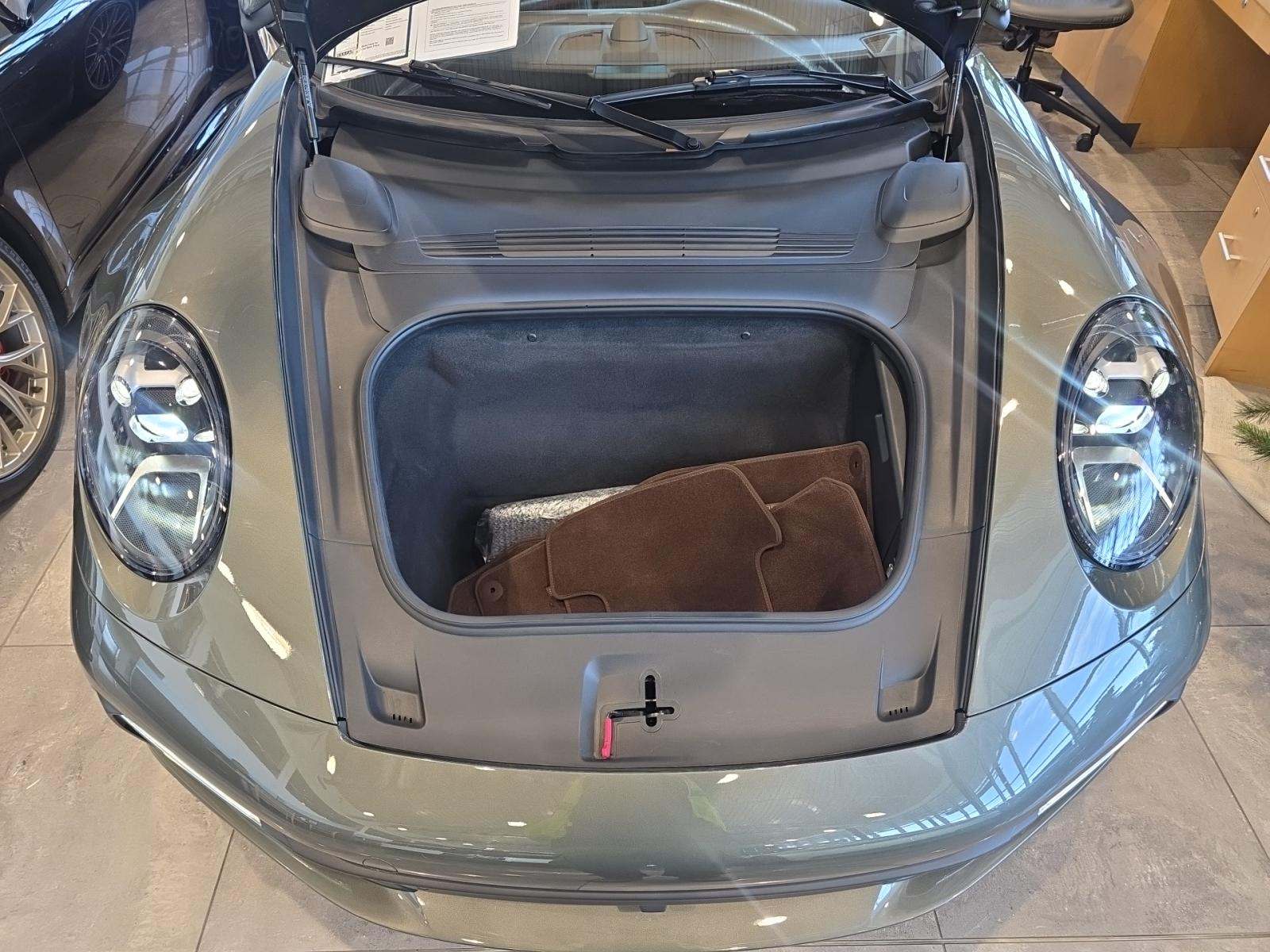 2024 Porsche 911 Carrera 4S AWD