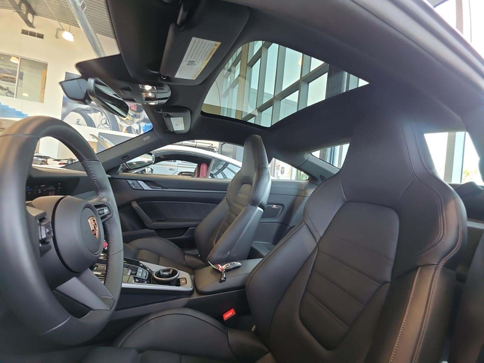 2025 Porsche 911 Carrera S RWD